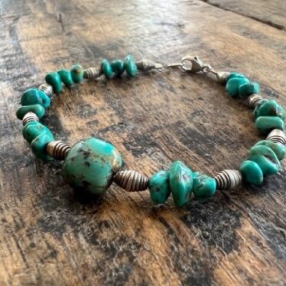 Turquoise and Sterling Silver Bracelet Southwestern - Picture 2 of 5